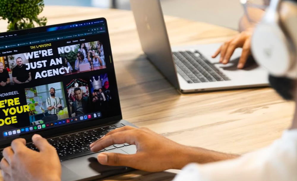 DIGITAL EXPERIENCES & PLATFORMS 2 (1)